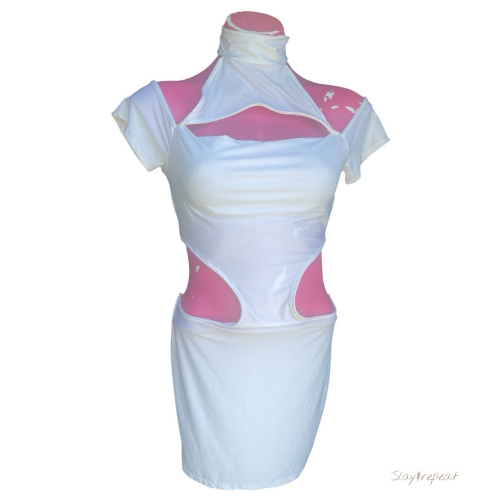 Sexy White Cutout Mini Dress with Pearl Button Collar – Short Sleeve Bodycon L
